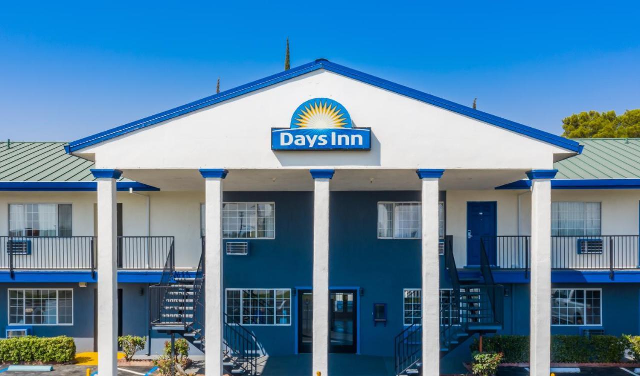 Days Inn By Wyndham Red Bluff Exterior photo