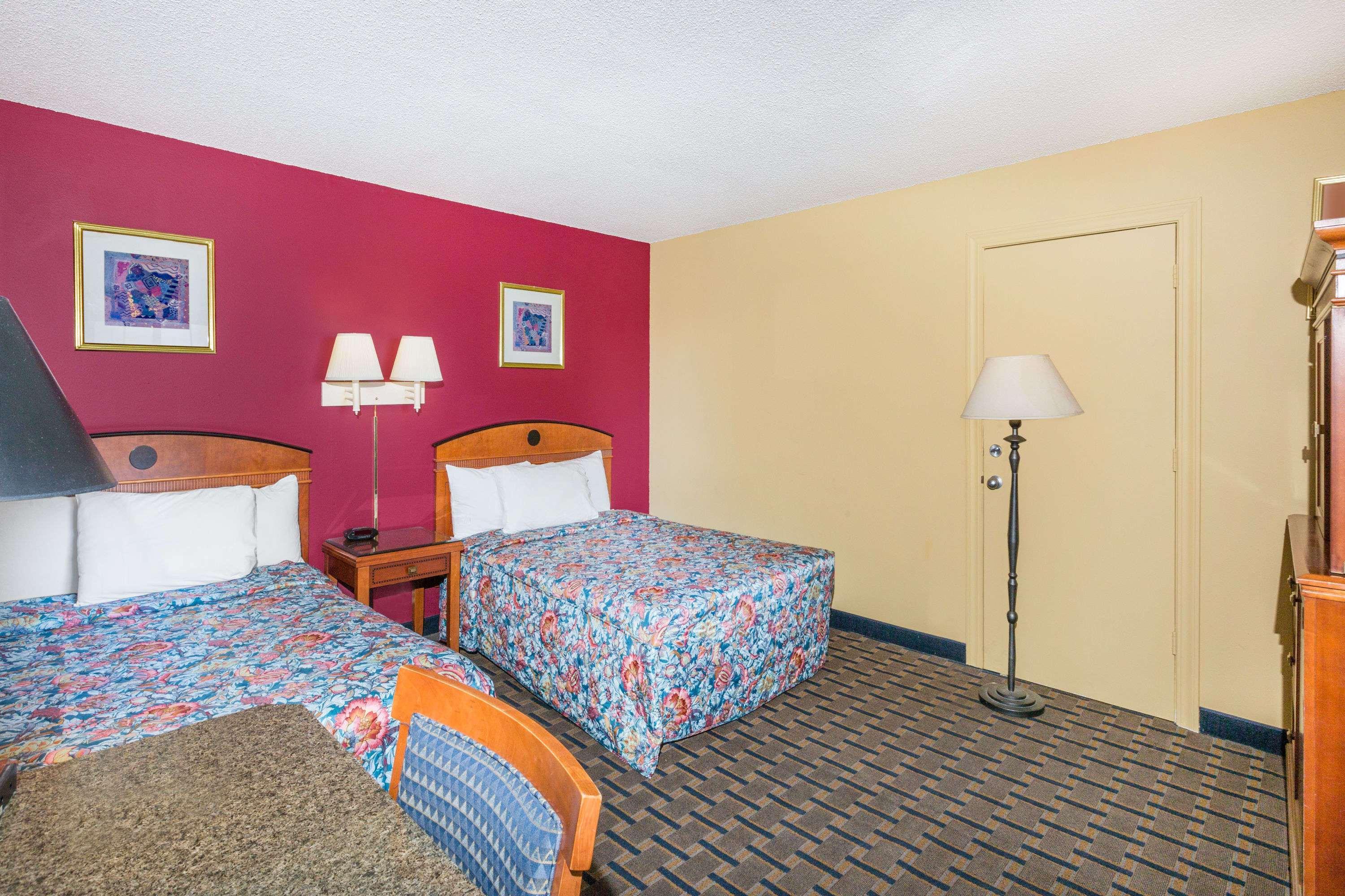 Days Inn By Wyndham Red Bluff Exterior photo