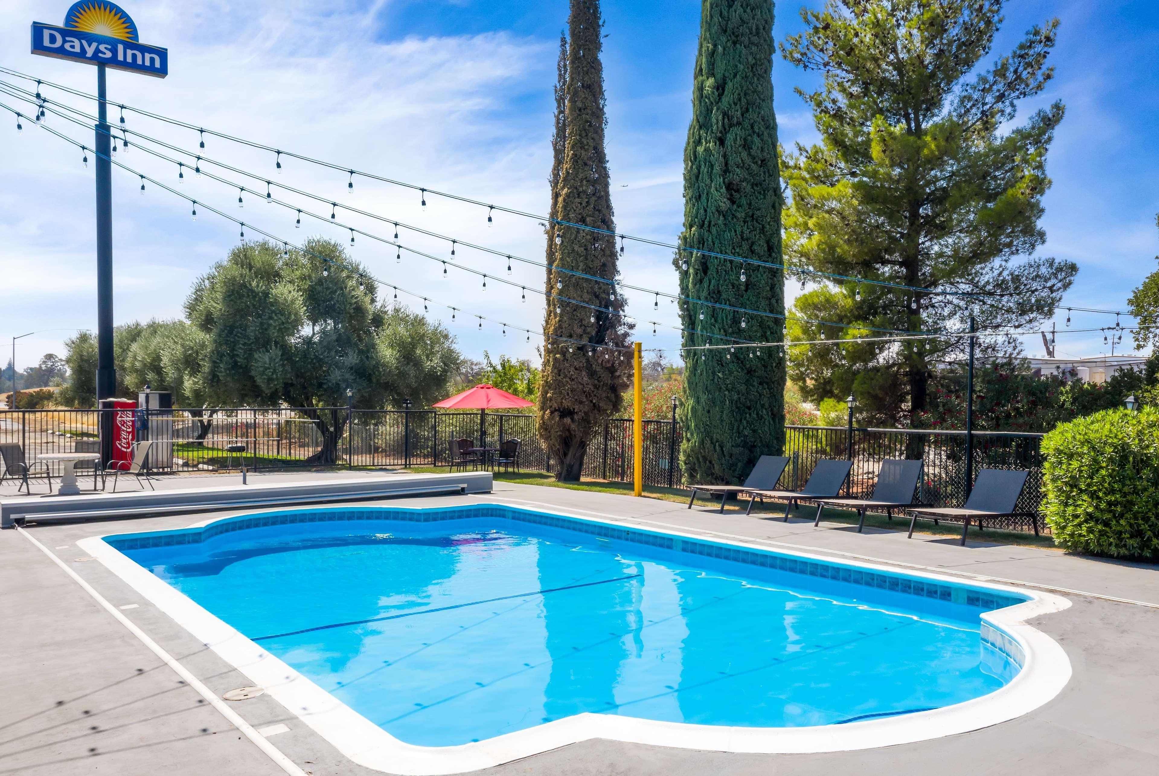 Days Inn By Wyndham Red Bluff Exterior photo