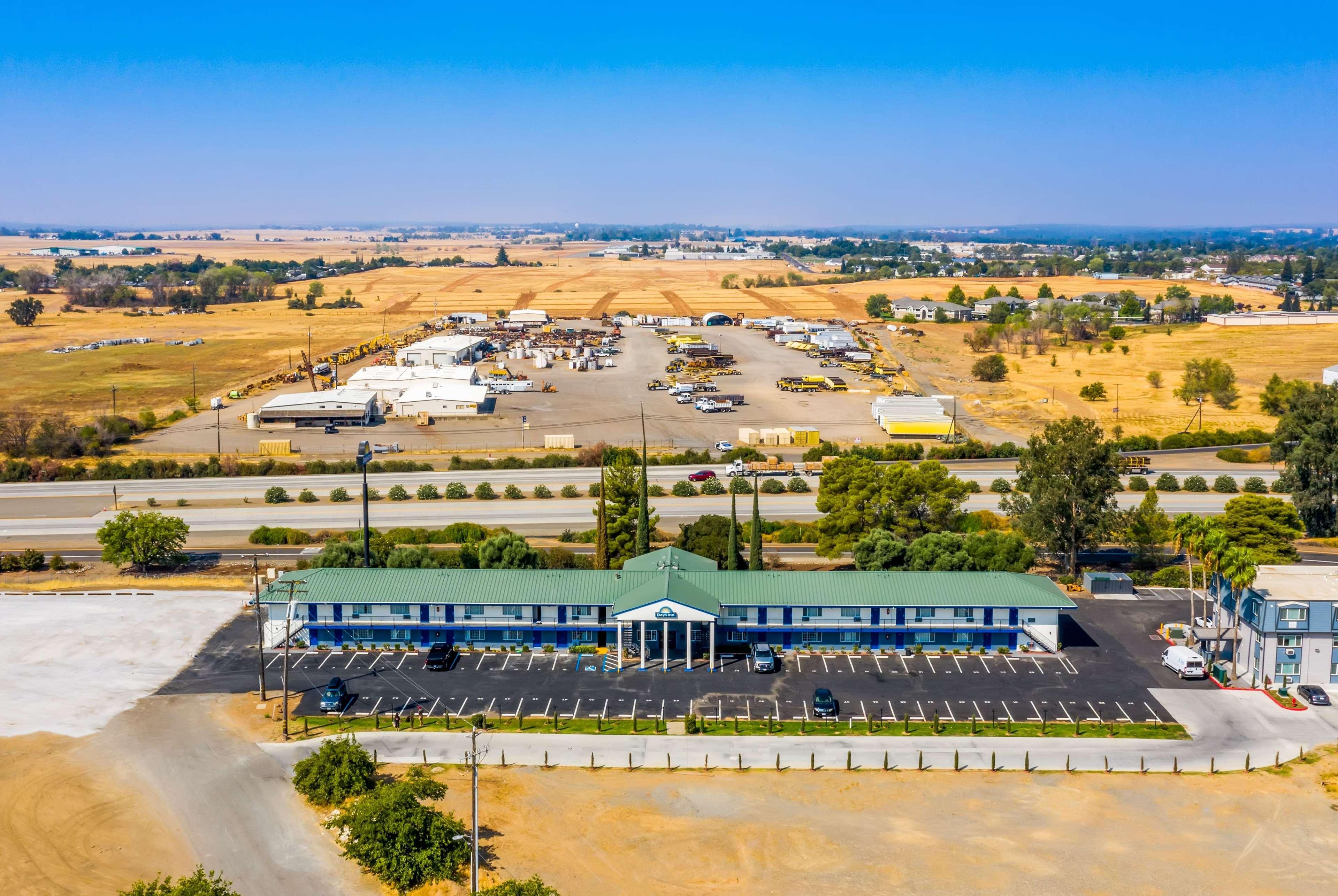 Days Inn By Wyndham Red Bluff Exterior photo