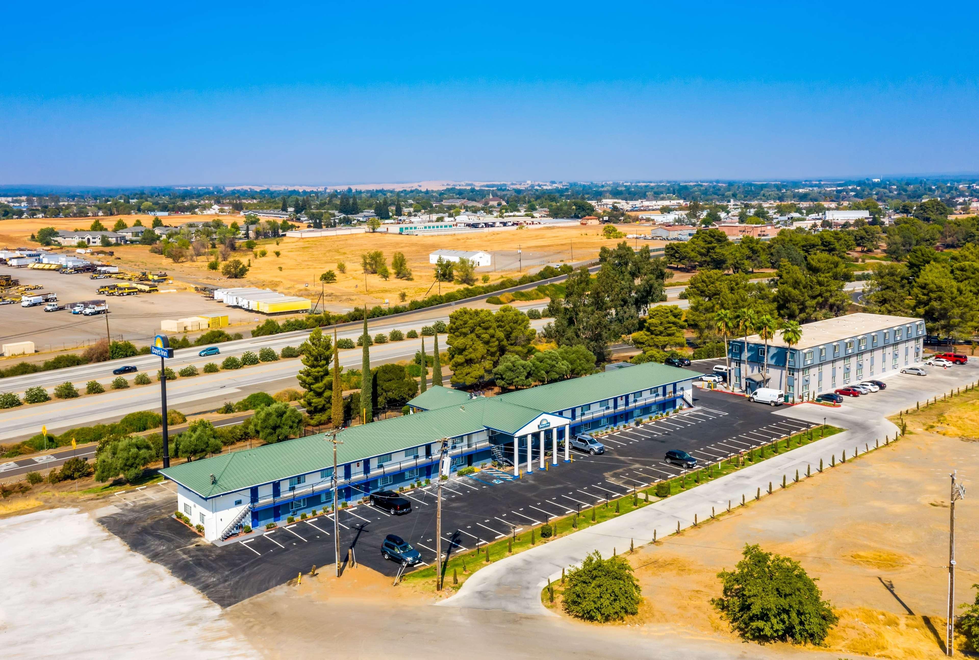 Days Inn By Wyndham Red Bluff Exterior photo
